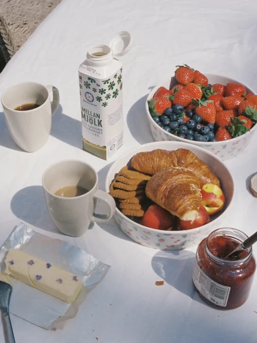 Best Djerf Avenue All Around Bowl Big Summer Berries