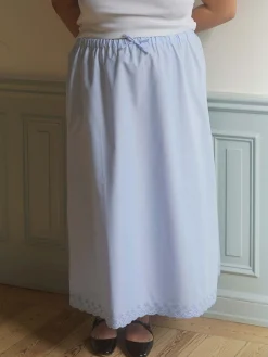 Flash Sale Djerf Avenue Breezy Midi Skirt Blue