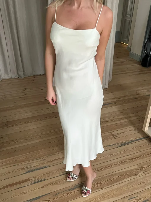 Flash Sale Djerf Avenue Dream Dress Midi Cloud