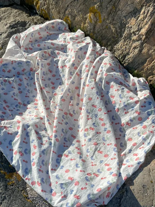 Shop Djerf Avenue Duvet Cover Summer Berries - Single