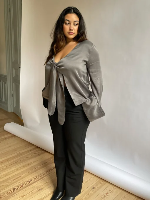 Fashion Djerf Avenue Tie Top Long Sleeve Storm